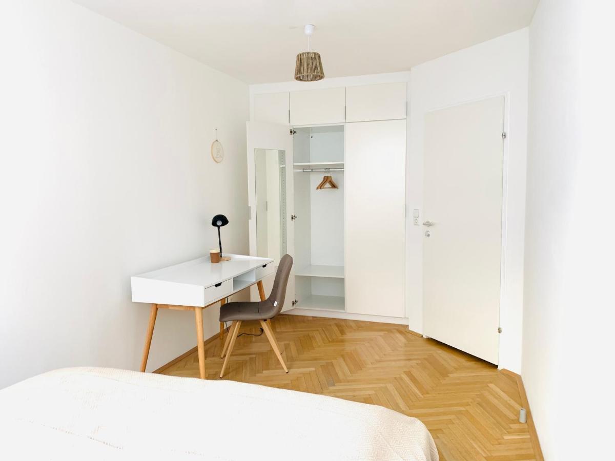 Ruhige Wohnung Im Gasometer Wien *Wifi*U3*Netflix* Buitenkant foto