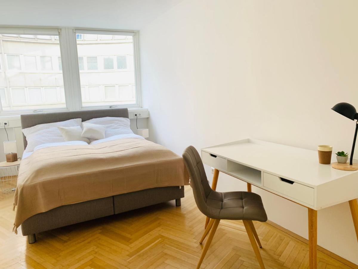 Ruhige Wohnung Im Gasometer Wien *Wifi*U3*Netflix* Buitenkant foto
