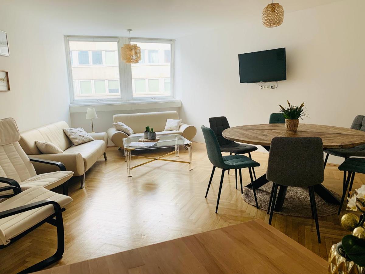 Ruhige Wohnung Im Gasometer Wien *Wifi*U3*Netflix* Buitenkant foto